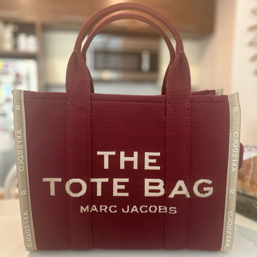 Marc Jacobs Medium Tote Merlot